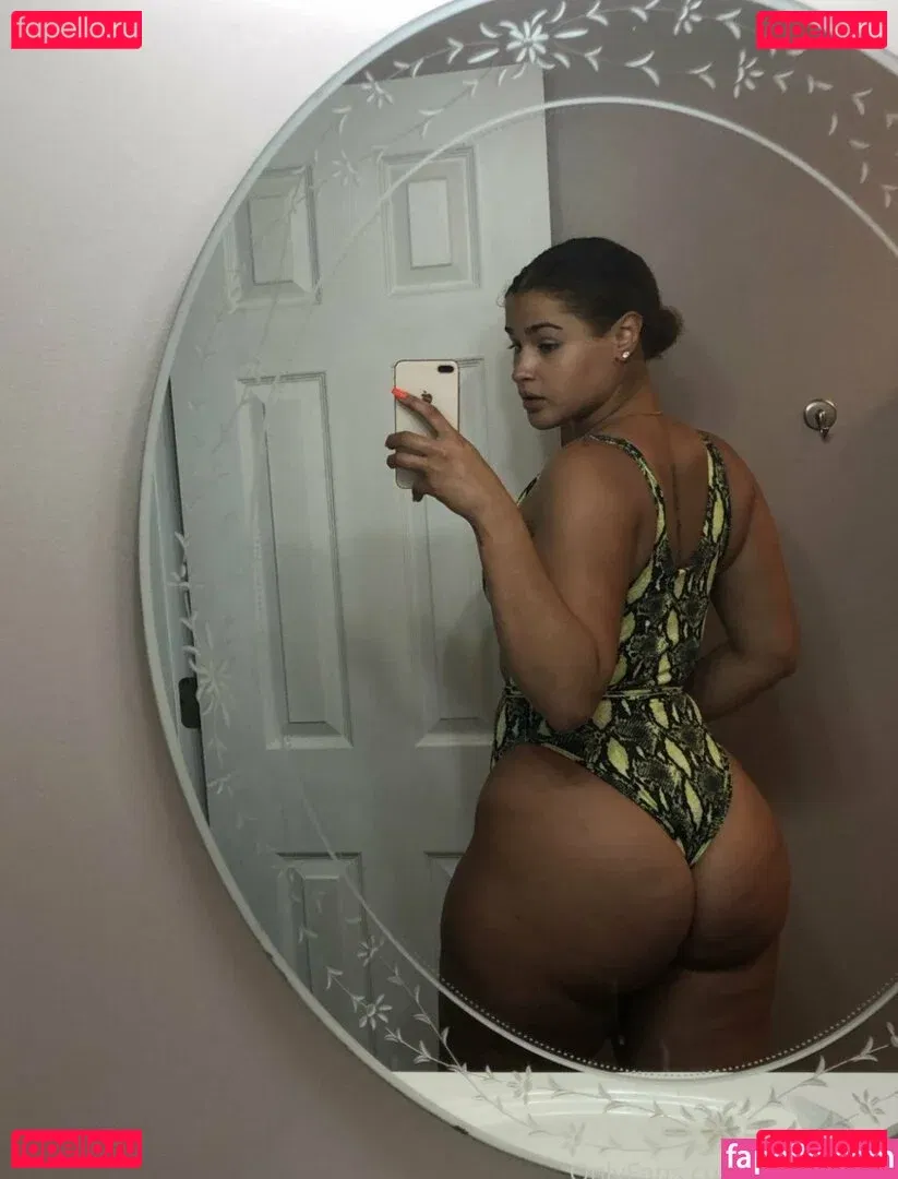 janaevic Onlyfans Photo Gallery 