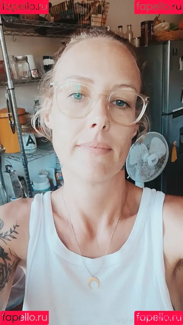 breastmom Onlyfans Photo Gallery 