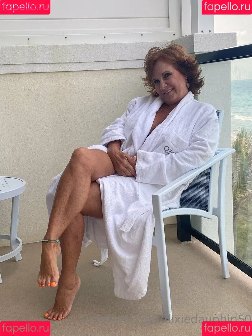 dixiedauphin50 Onlyfans Photo Gallery 