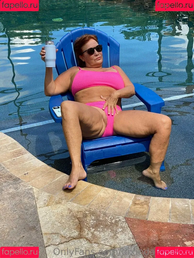 dixiedauphin50 Onlyfans Photo Gallery 
