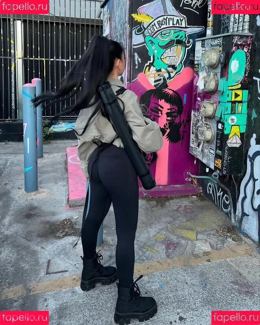 Bella Poarch Onlyfans Photo Gallery 