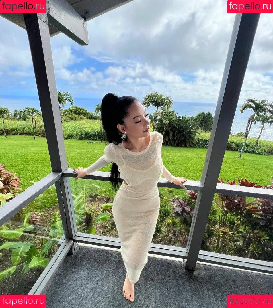 Bella Poarch Onlyfans Photo Gallery 