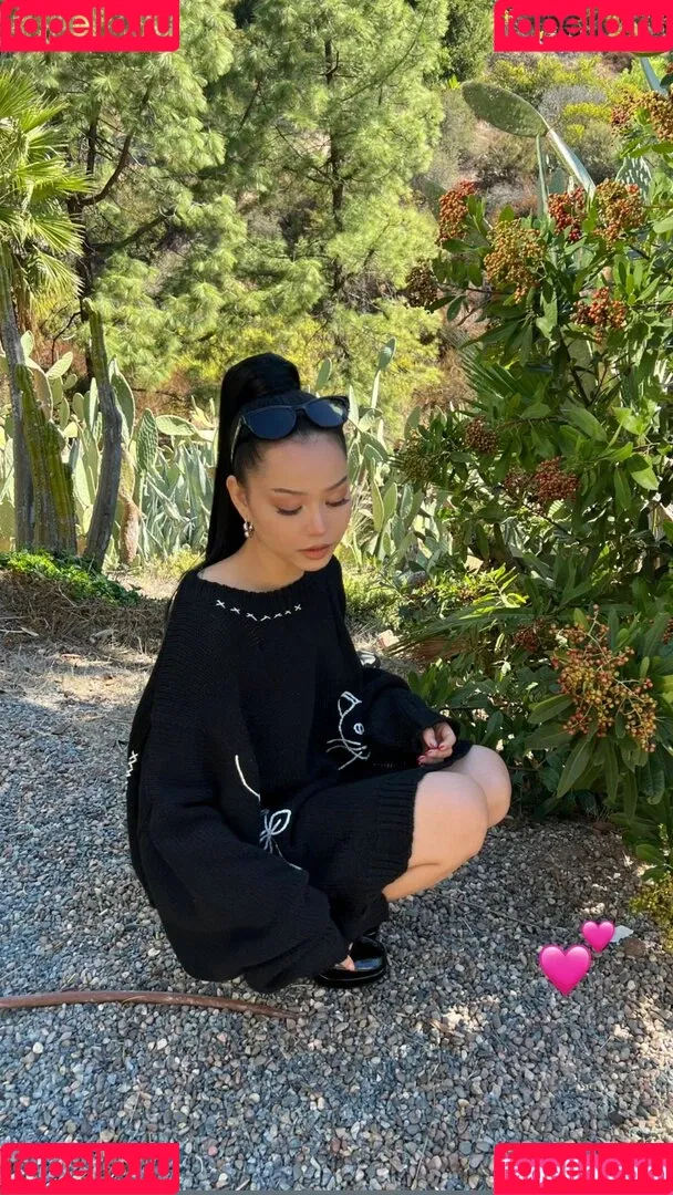 Bella Poarch Onlyfans Photo Gallery 