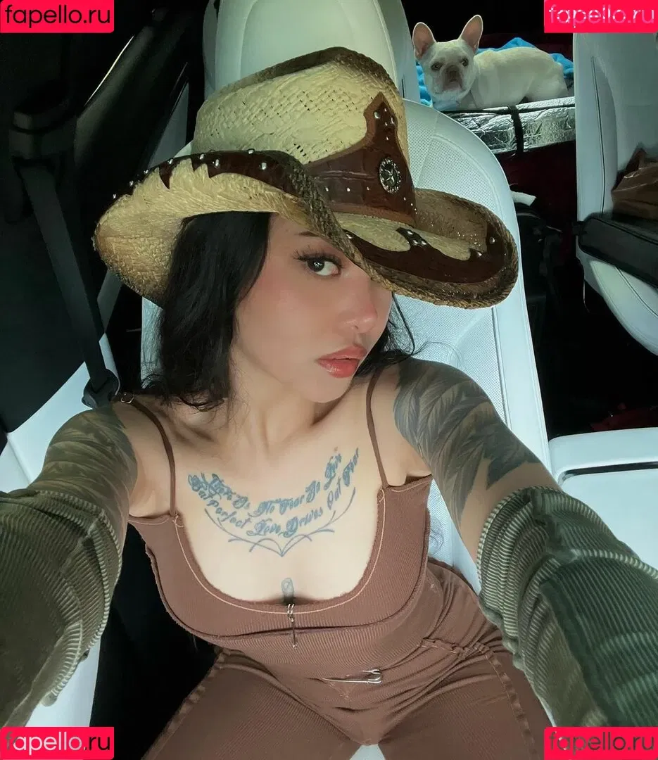 Bella Poarch Onlyfans Photo Gallery 