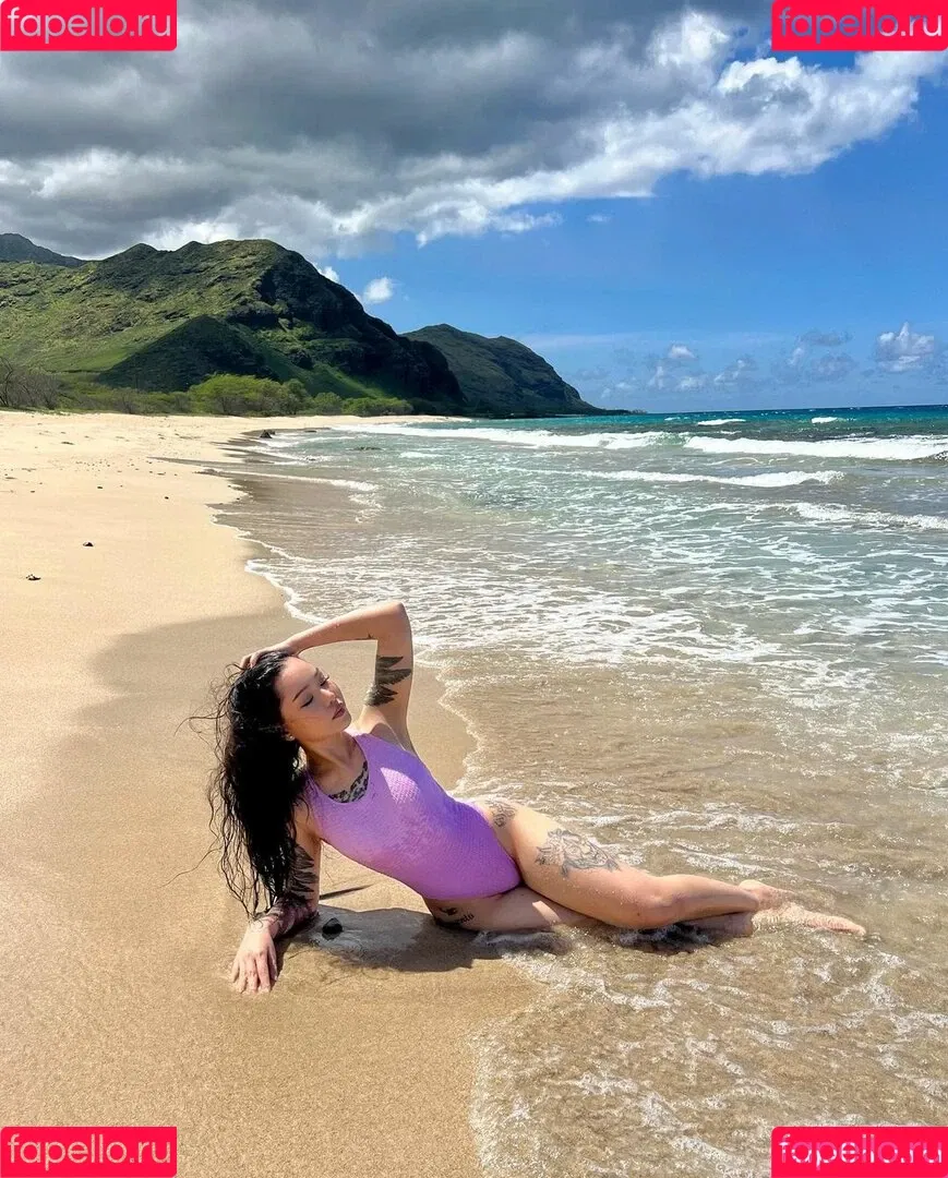 Bella Poarch Onlyfans Photo Gallery 