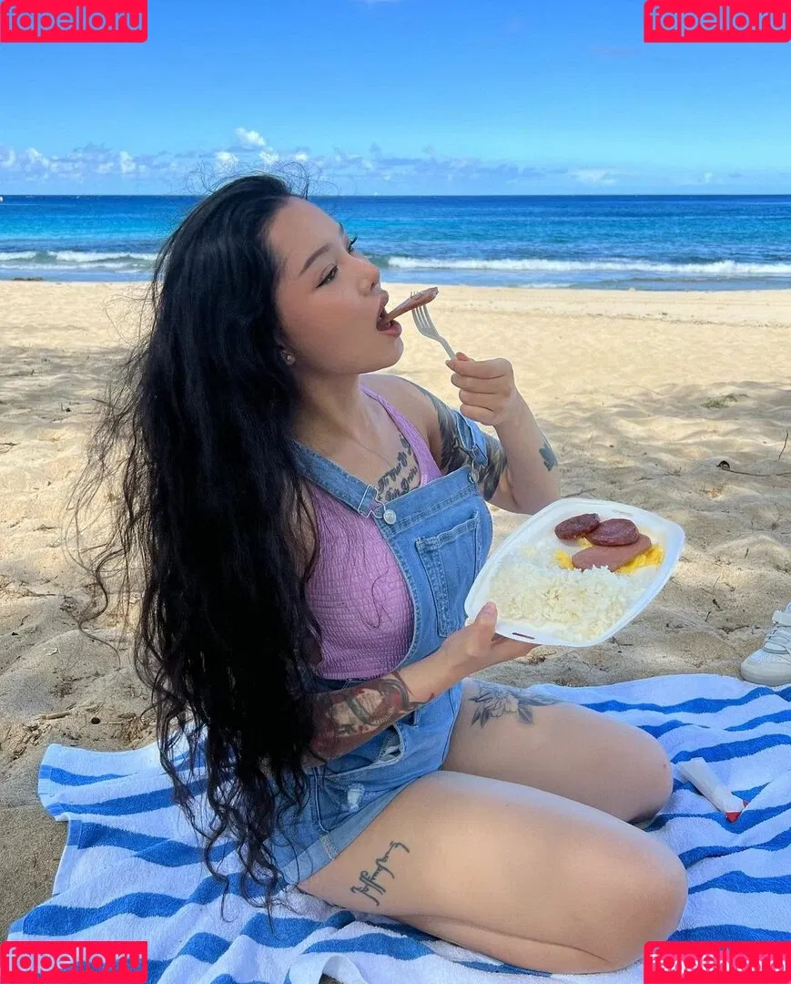 Bella Poarch Onlyfans Photo Gallery 