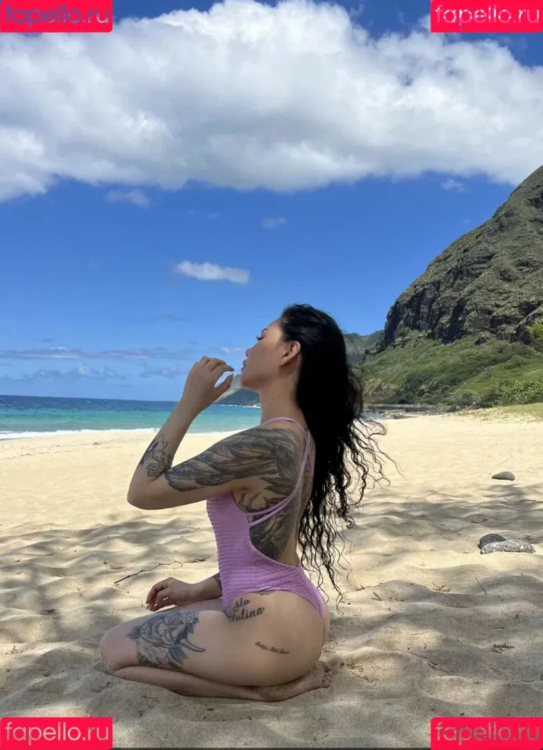 Bella Poarch Onlyfans Photo Gallery 