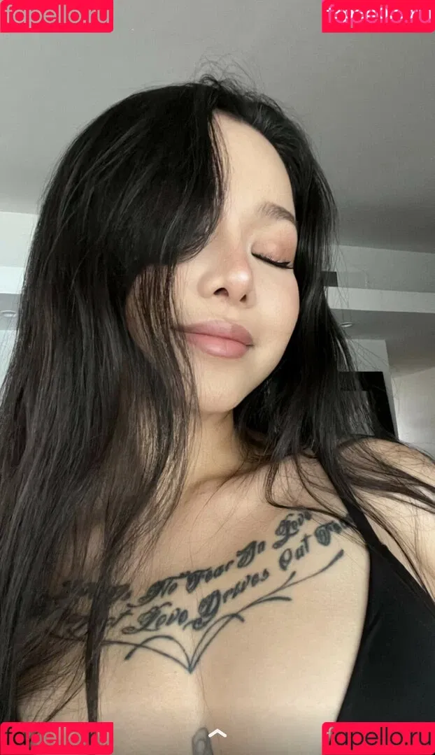 Bella Poarch Onlyfans Photo Gallery 