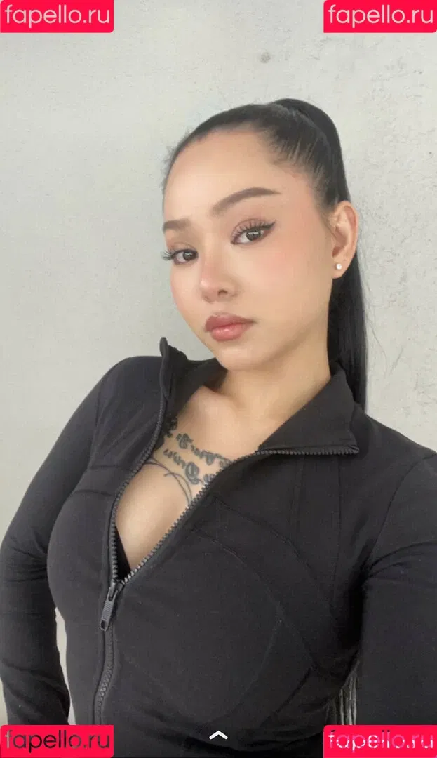 Bella Poarch Onlyfans Photo Gallery 