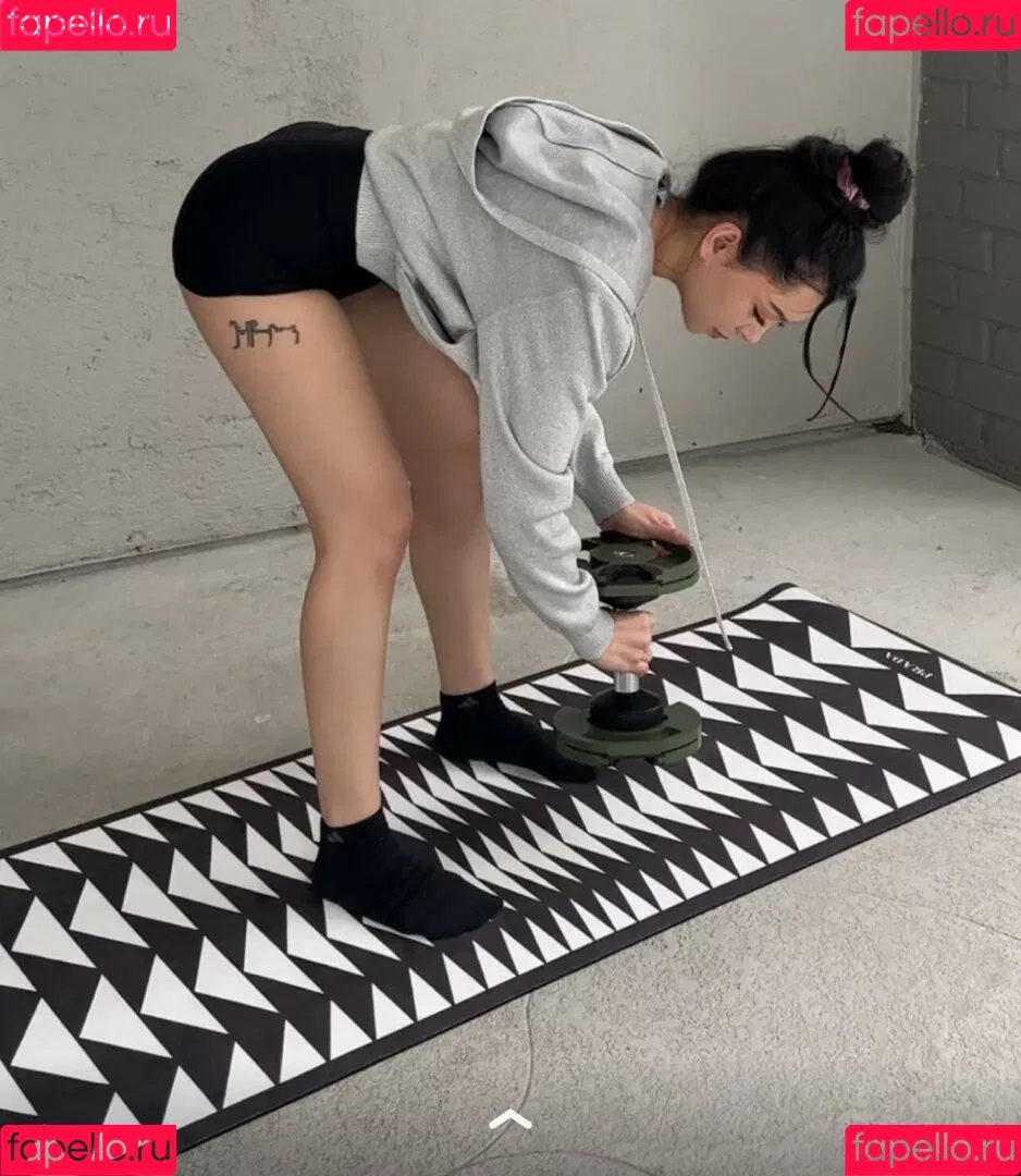 Bella Poarch Onlyfans Photo Gallery 