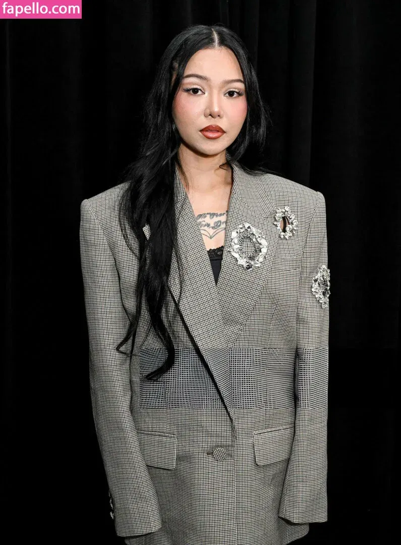 Bella Poarch Onlyfans Photo Gallery 