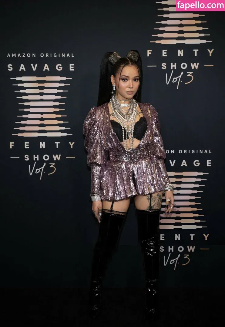 Bella Poarch Onlyfans Photo Gallery 