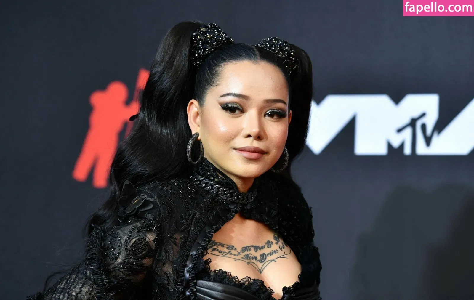 Bella Poarch Onlyfans Photo Gallery 