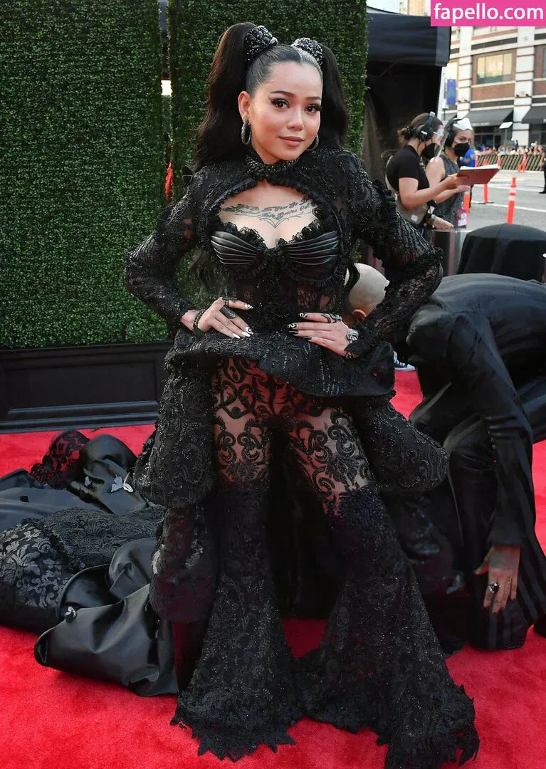 Bella Poarch Onlyfans Photo Gallery 