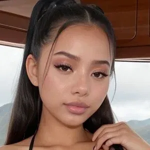 Bella Poarch Onlyfans Photo Gallery 