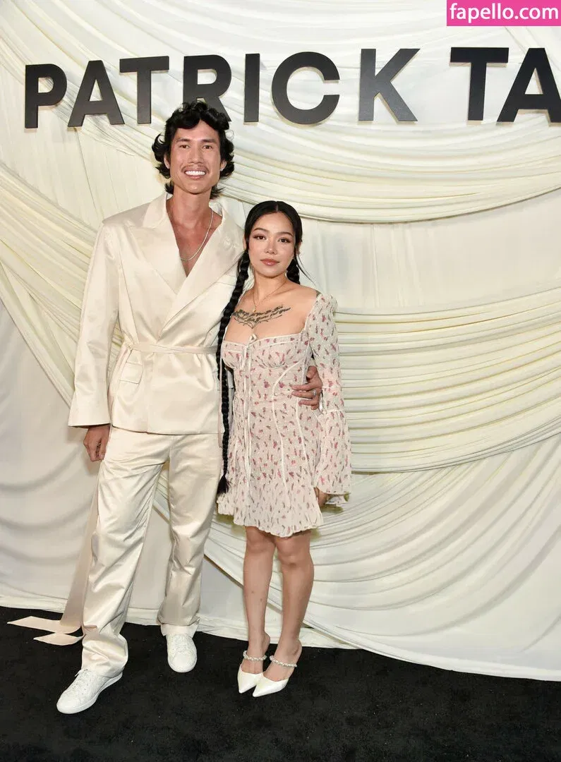 Bella Poarch Onlyfans Photo Gallery 