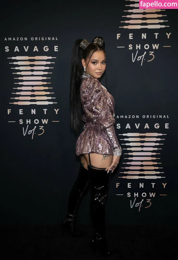 Bella Poarch Onlyfans Photo Gallery 