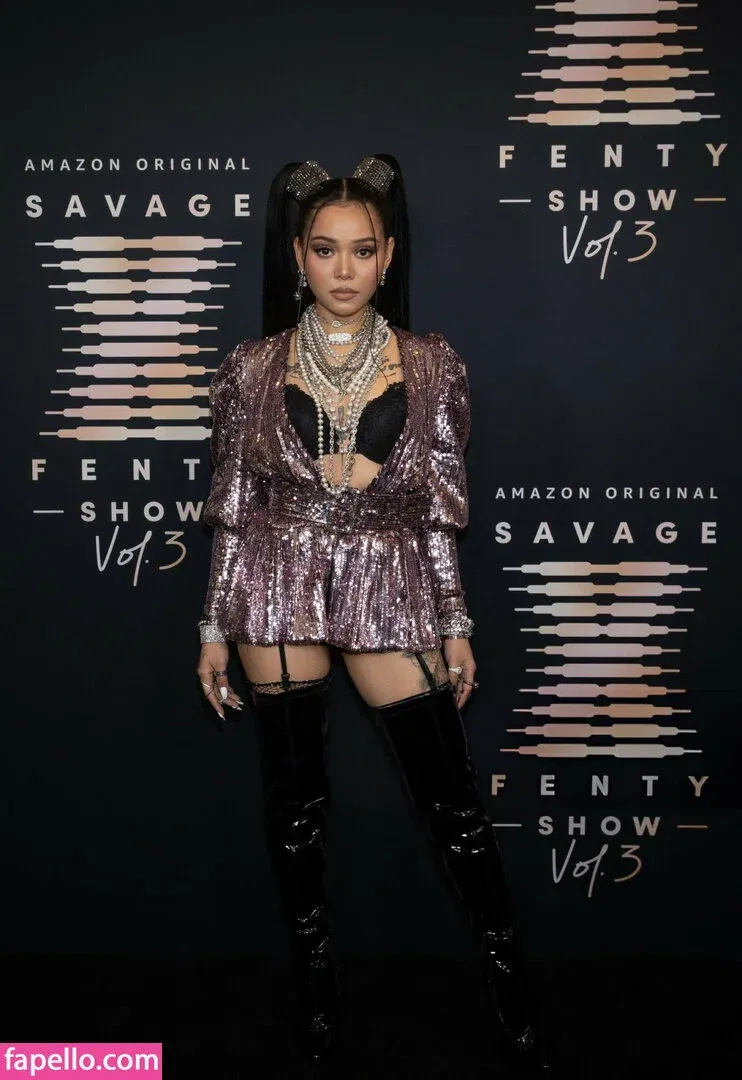 Bella Poarch Onlyfans Photo Gallery 