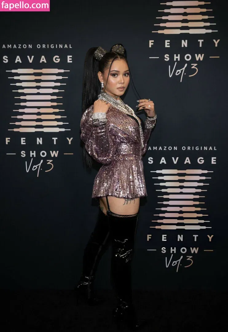 Bella Poarch Onlyfans Photo Gallery 