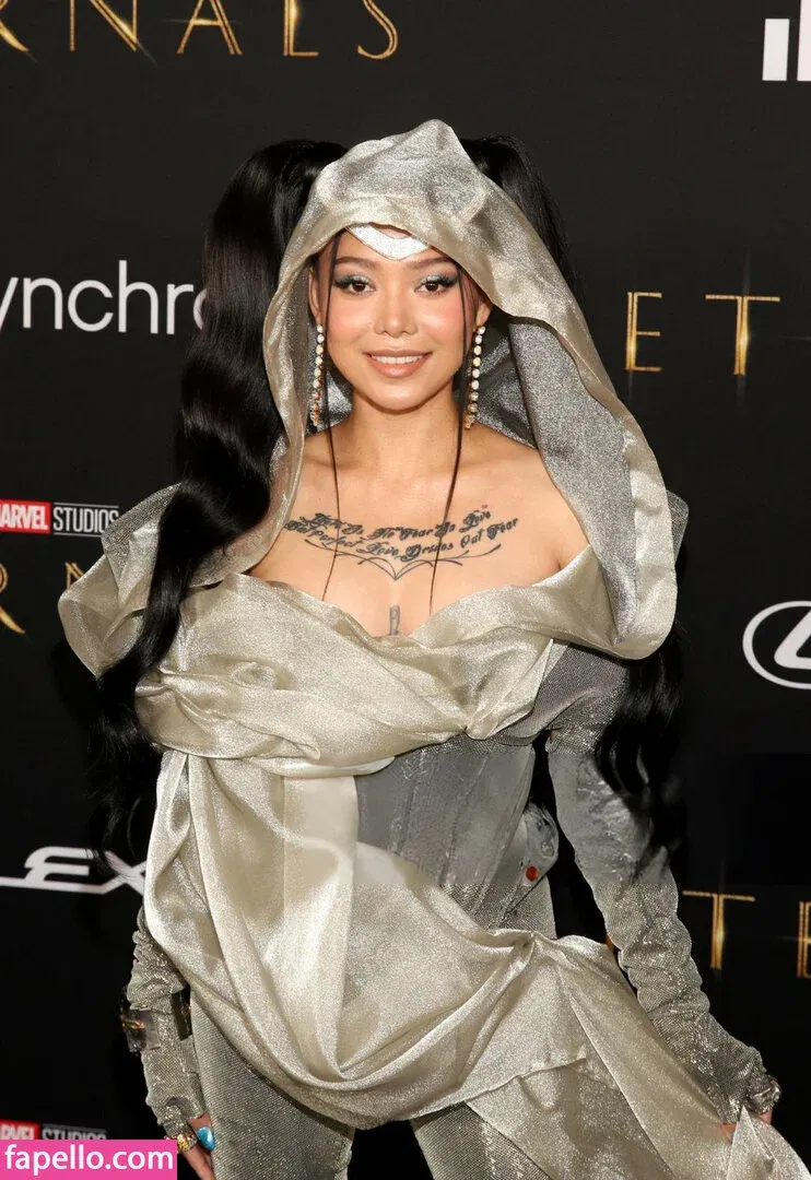 Bella Poarch Onlyfans Photo Gallery 