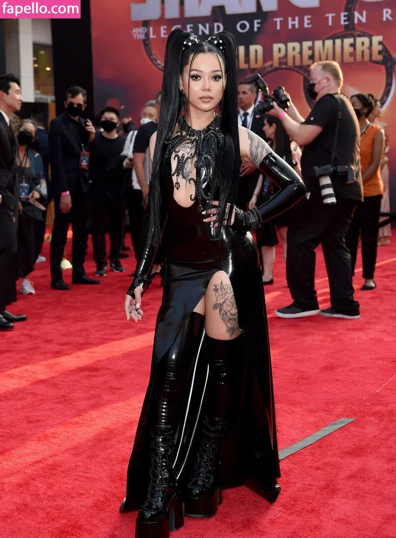 Bella Poarch Onlyfans Photo Gallery 