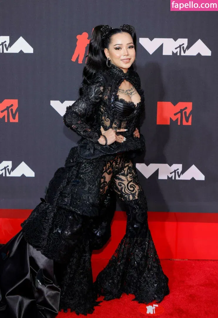 Bella Poarch Onlyfans Photo Gallery 