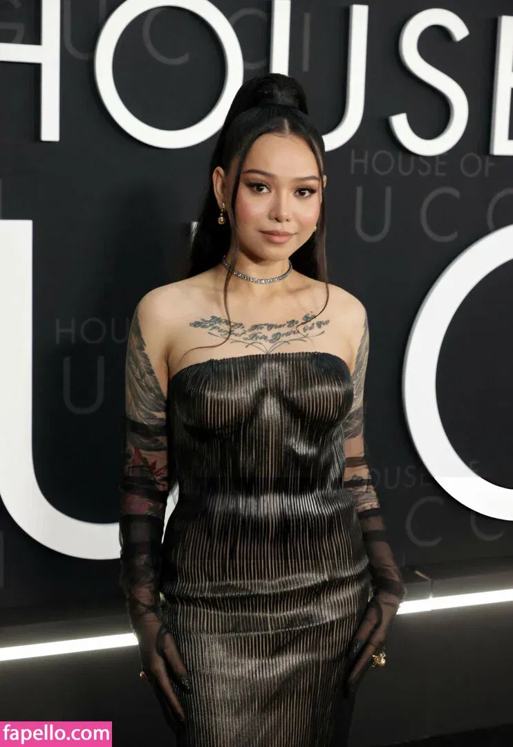 Bella Poarch Onlyfans Photo Gallery 