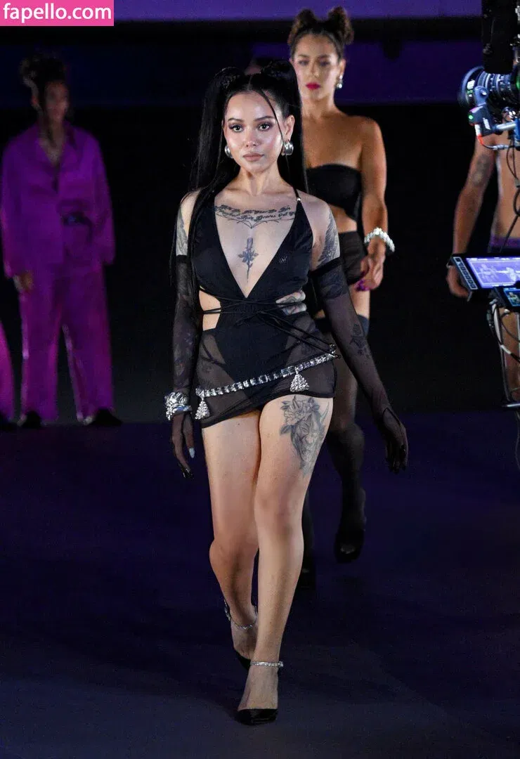 Bella Poarch Onlyfans Photo Gallery 