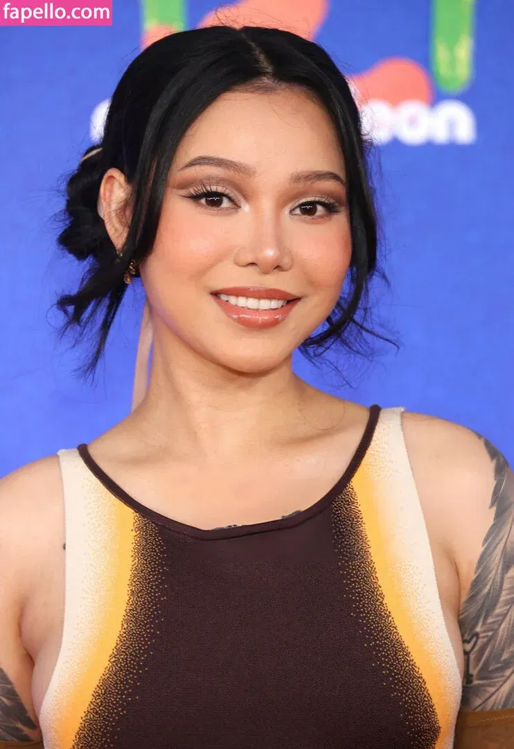 Bella Poarch Onlyfans Photo Gallery 