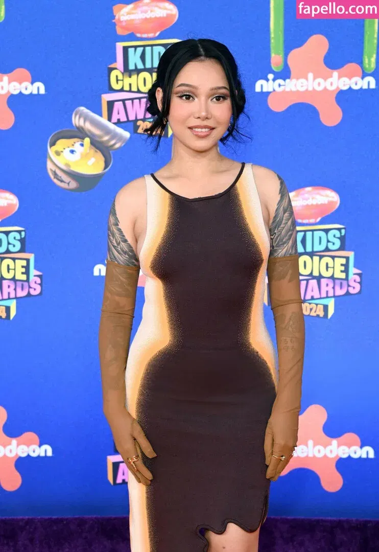 Bella Poarch Onlyfans Photo Gallery 