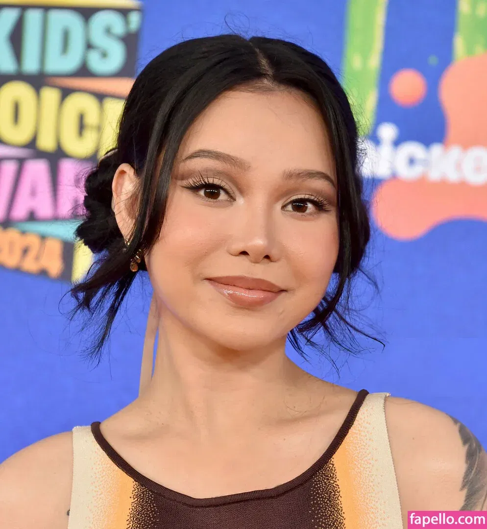 Bella Poarch Onlyfans Photo Gallery 