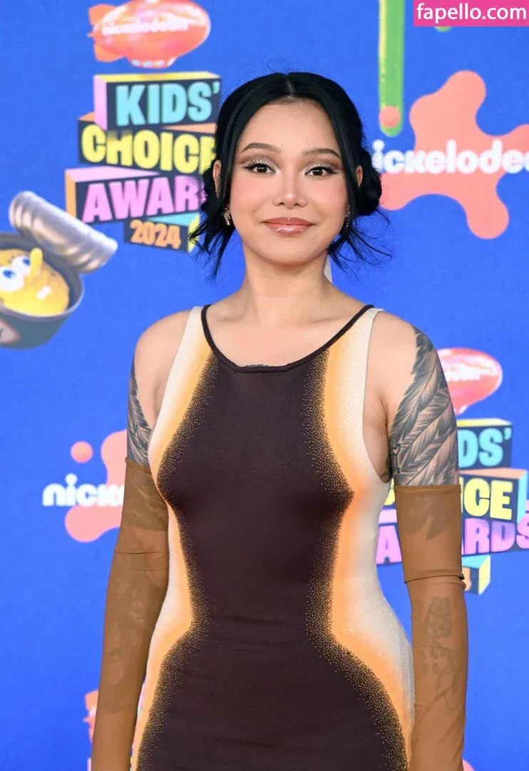 Bella Poarch Onlyfans Photo Gallery 