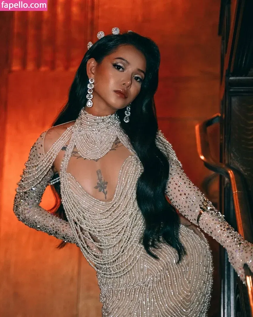 Bella Poarch Onlyfans Photo Gallery 