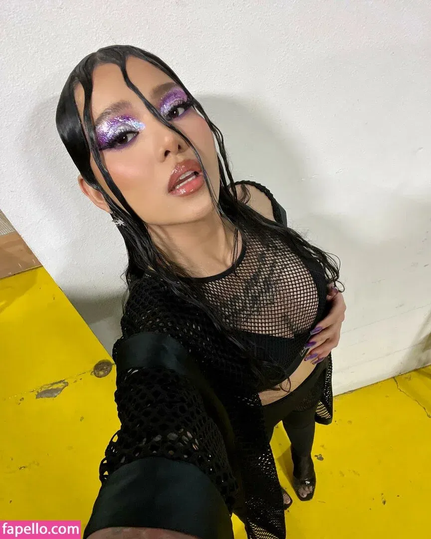 Bella Poarch Onlyfans Photo Gallery 