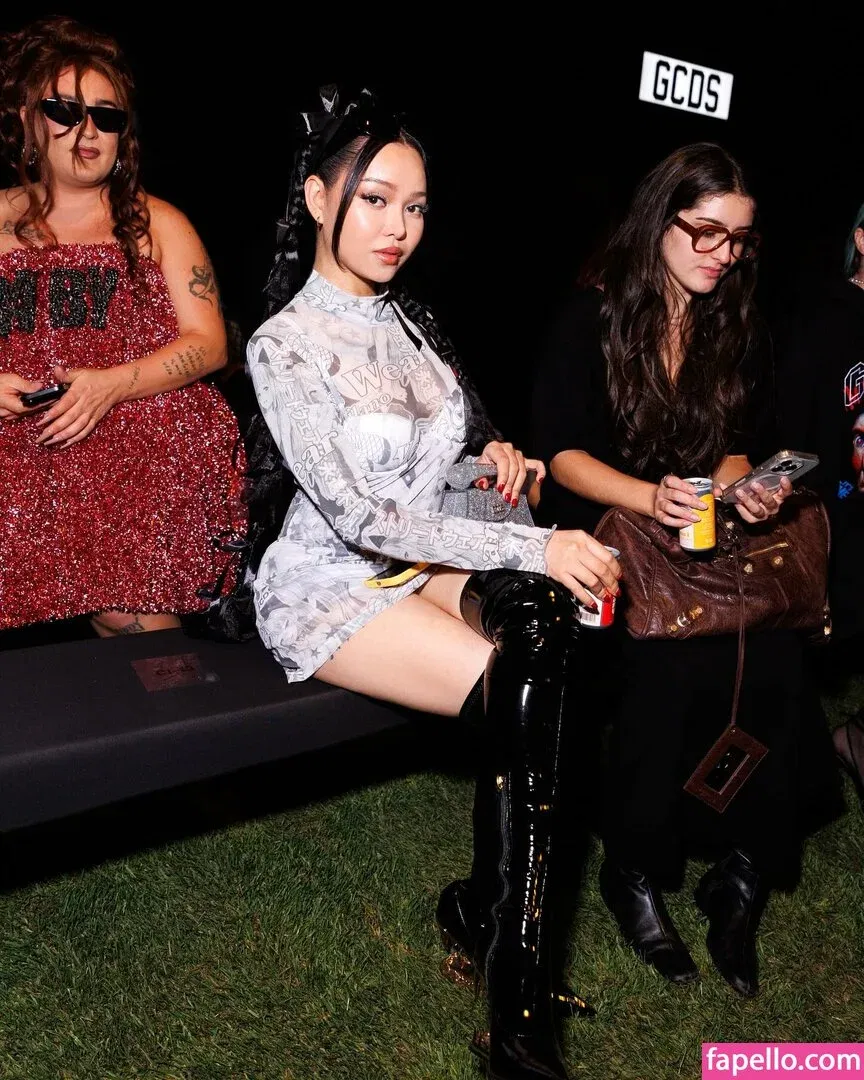 Bella Poarch Onlyfans Photo Gallery 