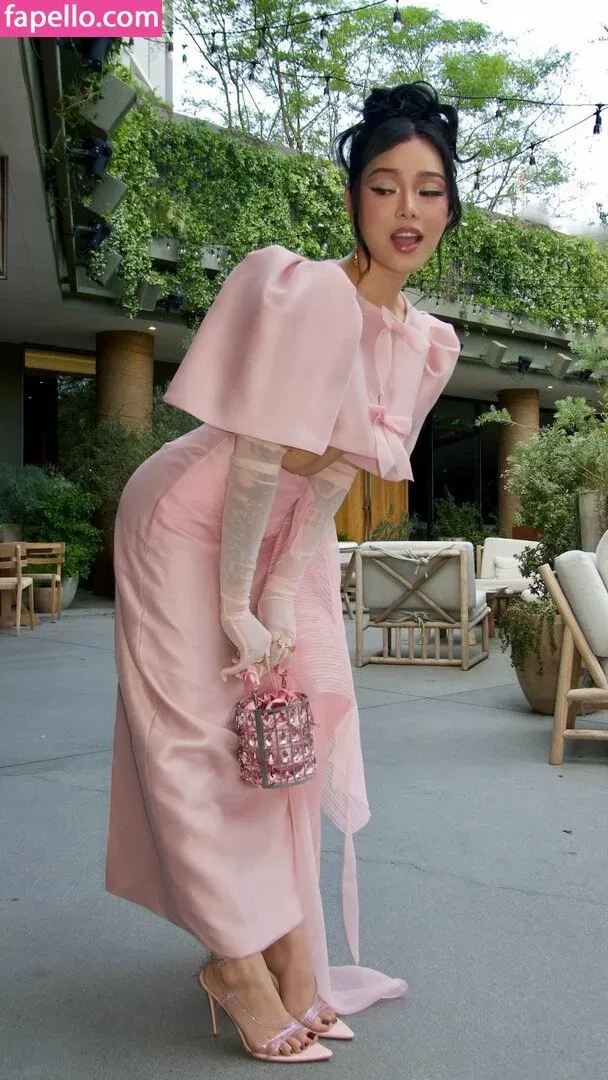 Bella Poarch Onlyfans Photo Gallery 