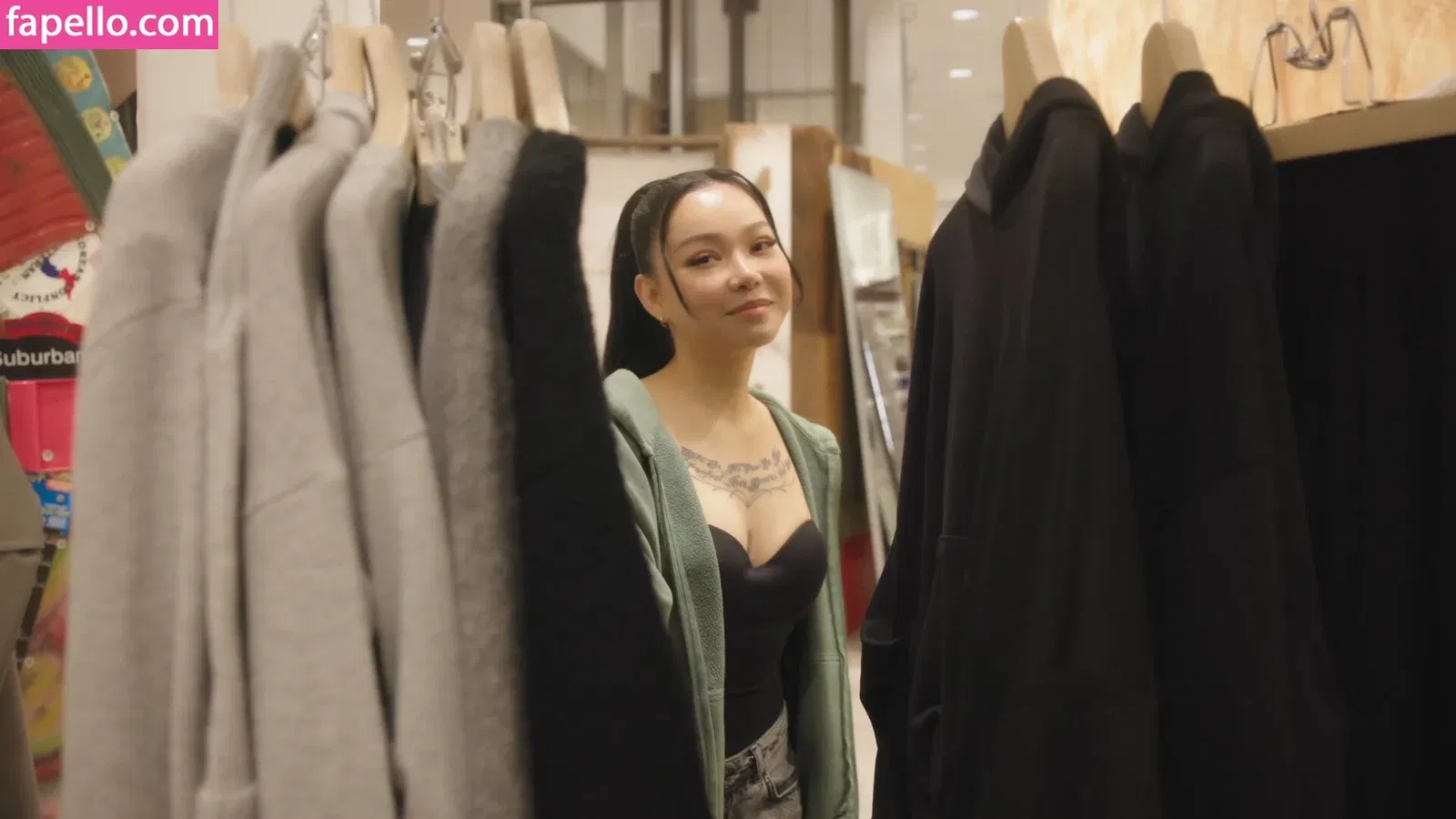 Bella Poarch Onlyfans Photo Gallery 