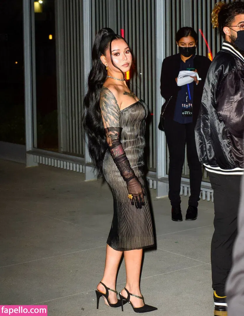 Bella Poarch Onlyfans Photo Gallery 