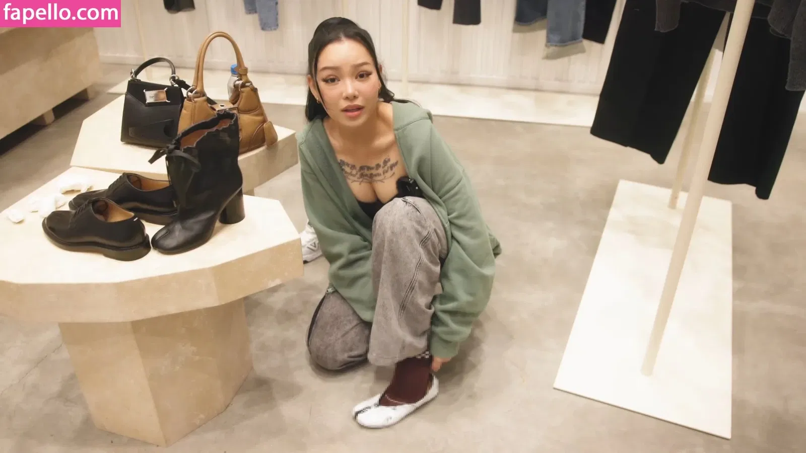 Bella Poarch Onlyfans Photo Gallery 