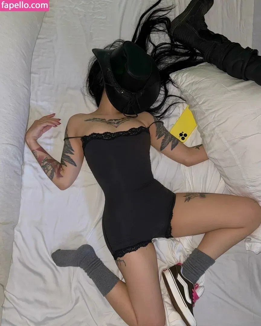 Bella Poarch Onlyfans Photo Gallery 