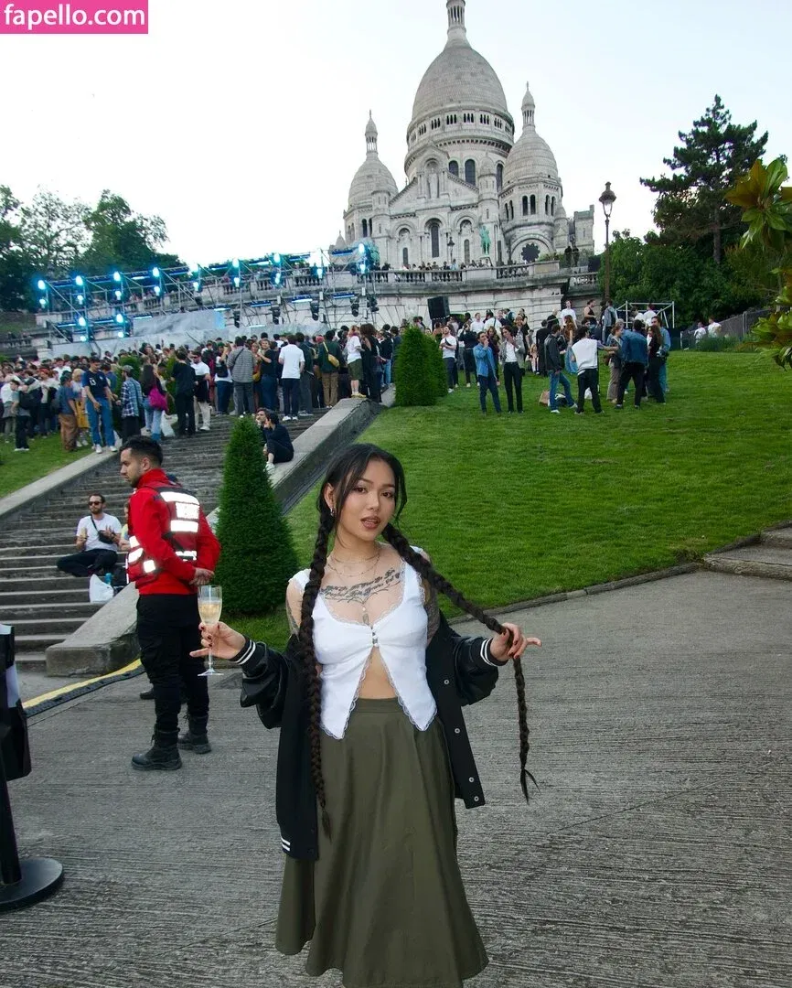 Bella Poarch Onlyfans Photo Gallery 