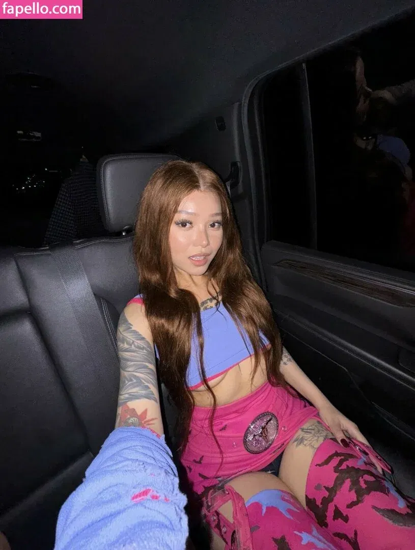 Bella Poarch Onlyfans Photo Gallery 