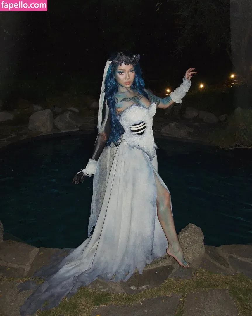 Bella Poarch Onlyfans Photo Gallery 