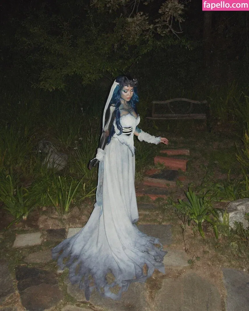 Bella Poarch Onlyfans Photo Gallery 