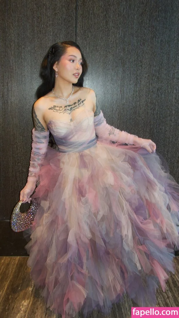 Bella Poarch Onlyfans Photo Gallery 