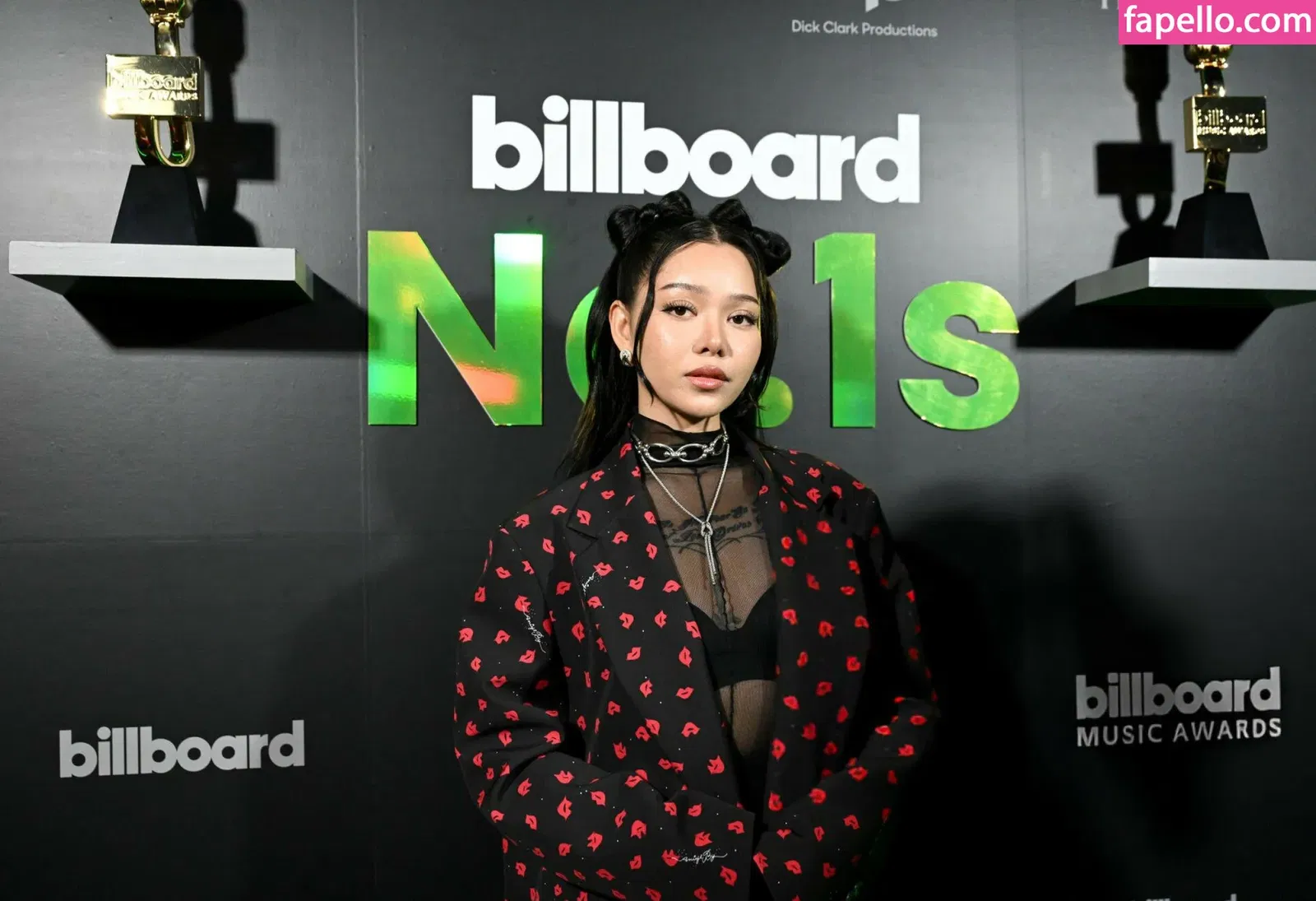 Bella Poarch Onlyfans Photo Gallery 