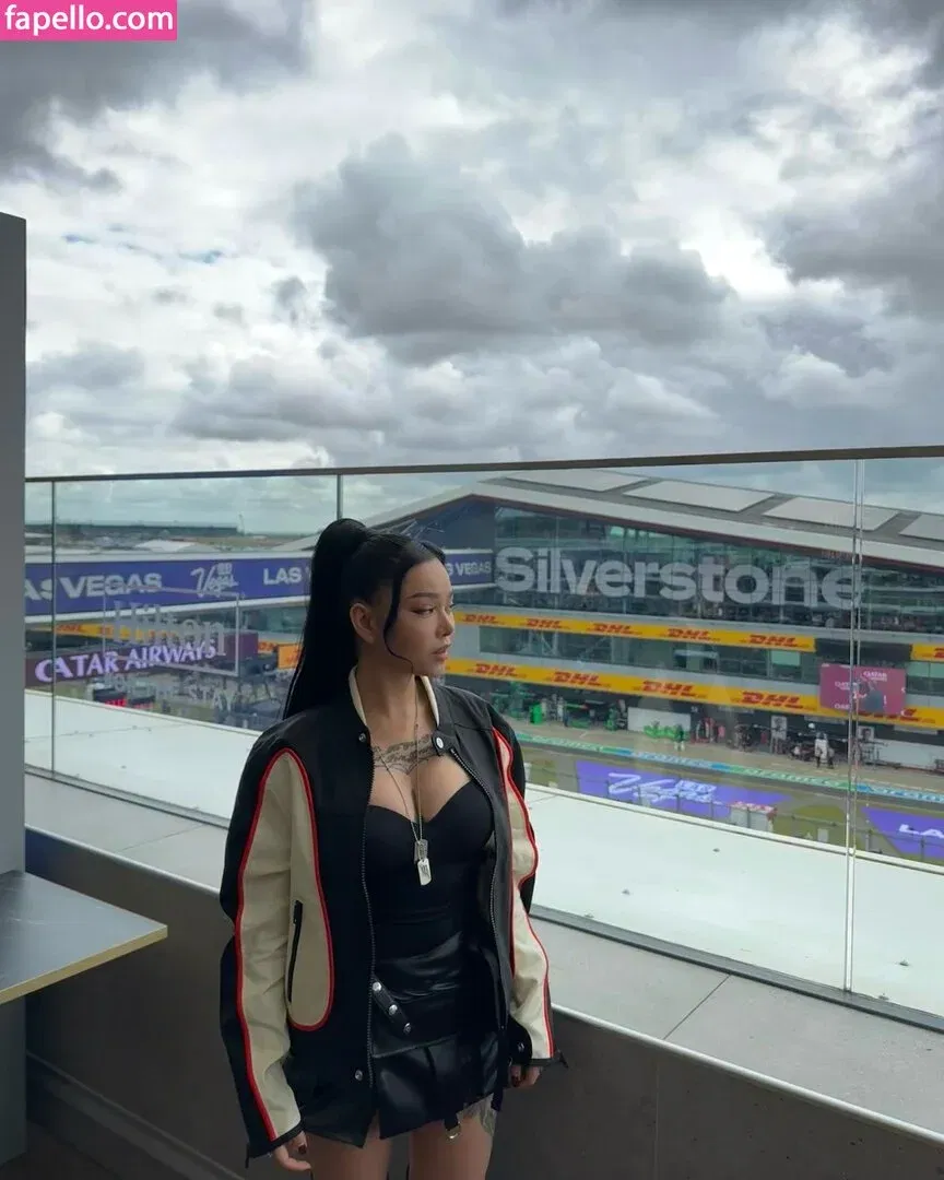 Bella Poarch Onlyfans Photo Gallery 