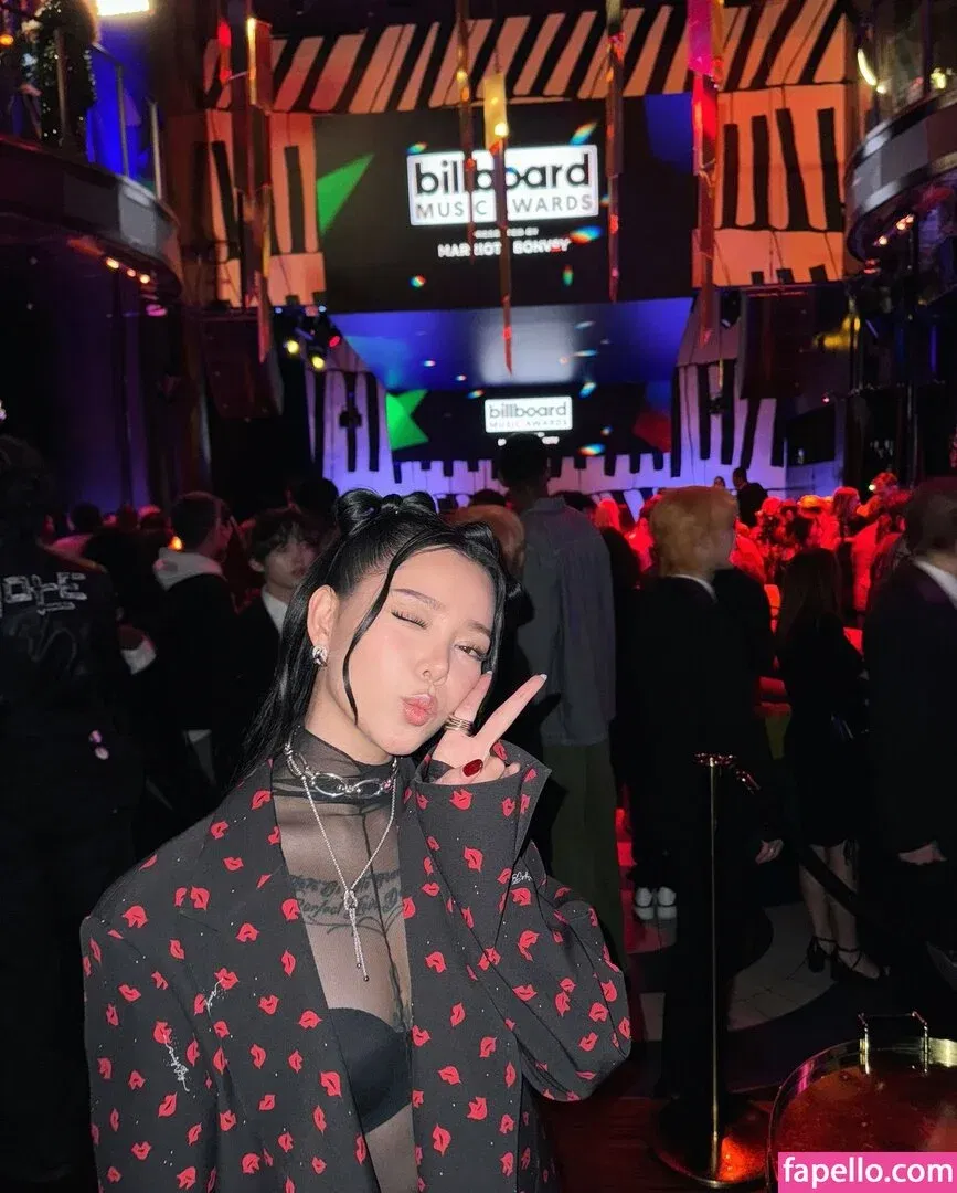 Bella Poarch Onlyfans Photo Gallery 