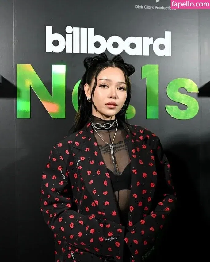 Bella Poarch Onlyfans Photo Gallery 