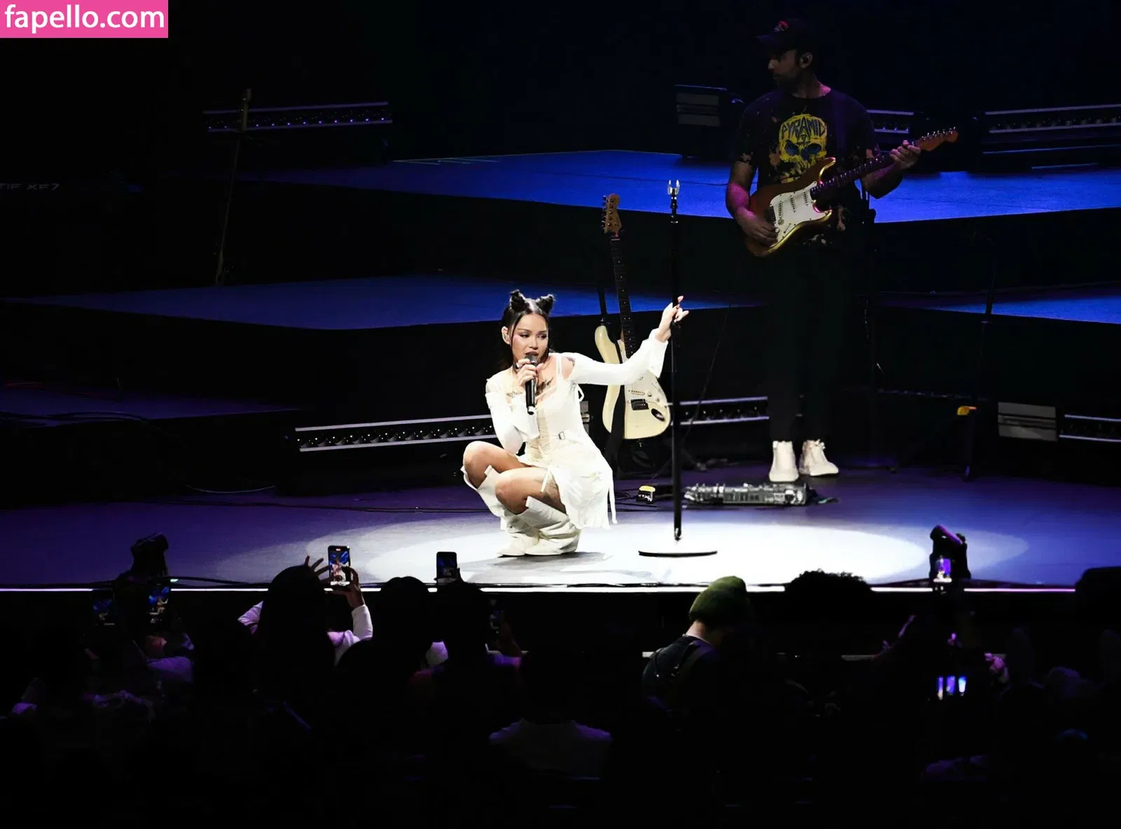 Bella Poarch Onlyfans Photo Gallery 